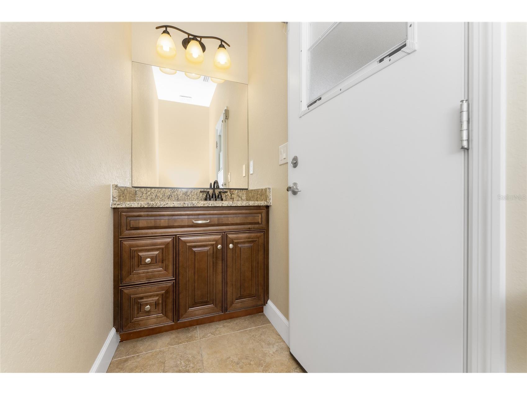 250 Rotonda Boulevard N Rotonda West FL 33947 D6146180 image36