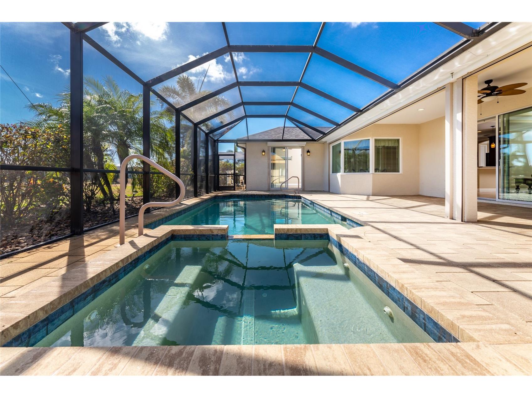 250 Rotonda Boulevard N Rotonda West FL 33947 D6146180 image39