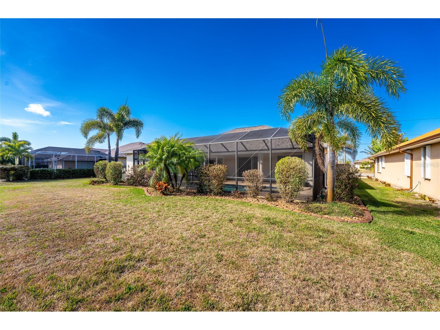 250 Rotonda Boulevard N Rotonda West FL 33947 D6146180 image49