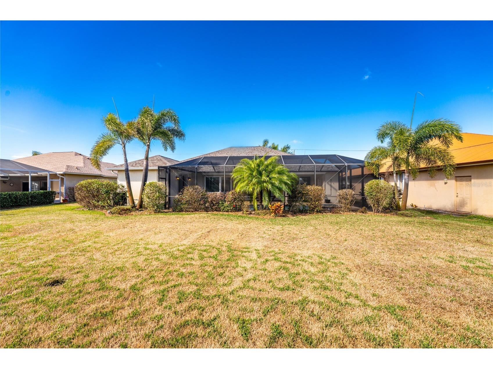 250 Rotonda Boulevard N Rotonda West FL 33947 D6146180 image50