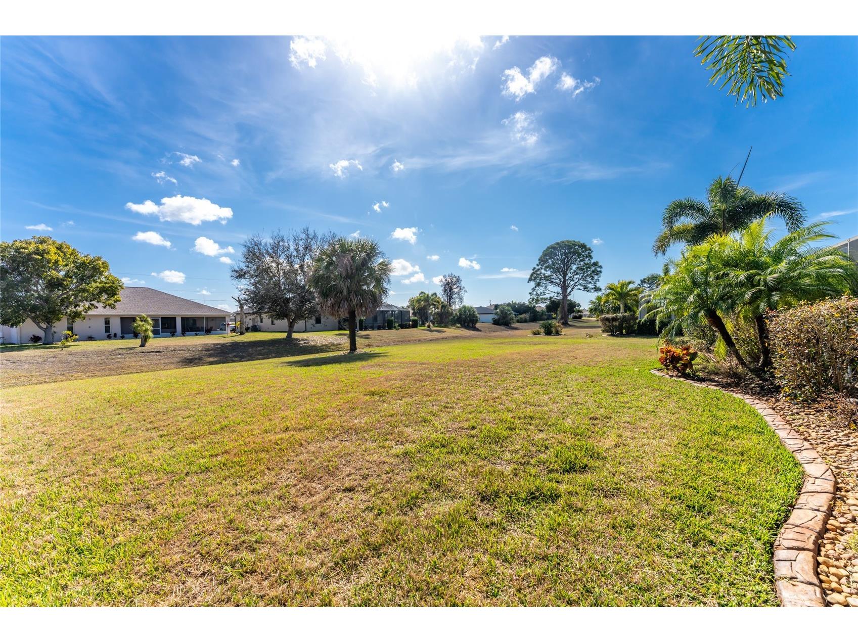 250 Rotonda Boulevard N Rotonda West FL 33947 D6146180 image51