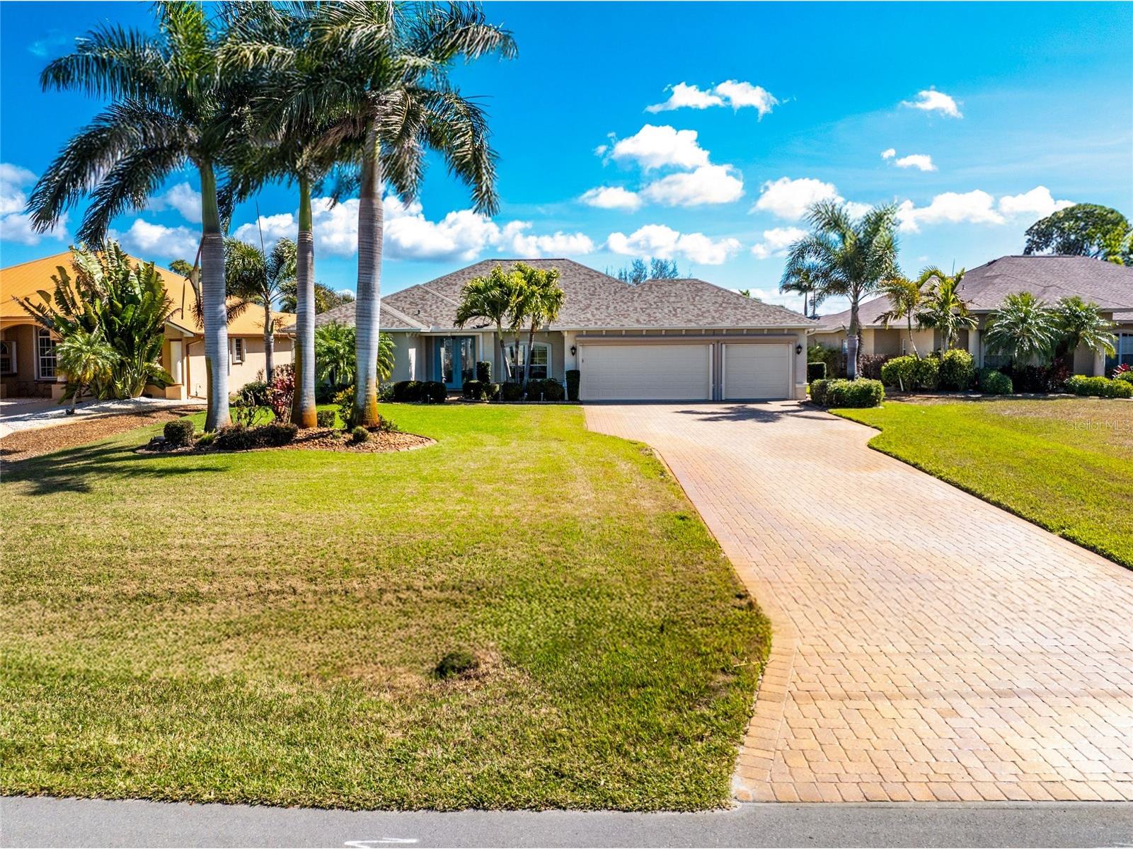 250 Rotonda Boulevard N Rotonda West FL 33947 D6146180 image56