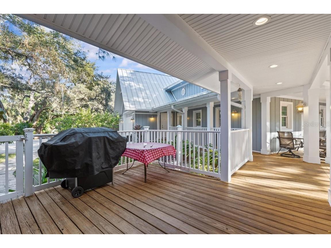 250 Sage Road Crystal Beach FL 34681 TB8445933 image58