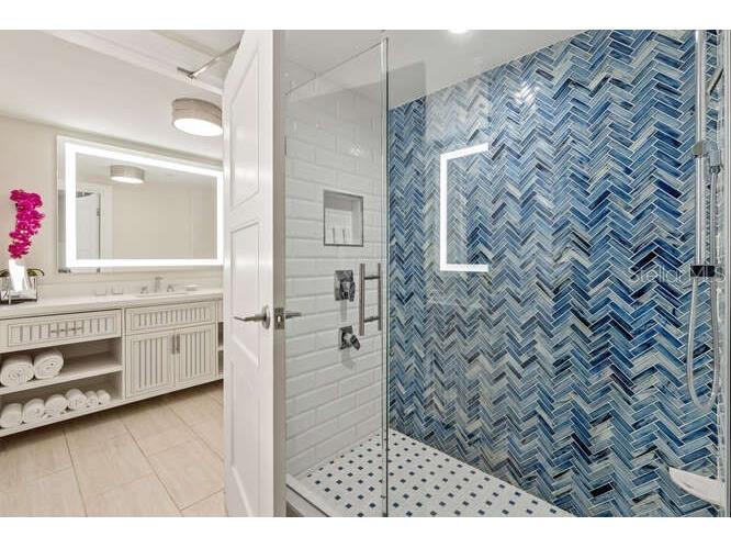 250 Sands Point Road #5203 Longboat Key FL 34228 - GULF OF AMERICA A4680085 image12