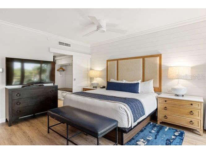250 Sands Point Road #5203 Longboat Key FL 34228 - GULF OF AMERICA A4680085 image7