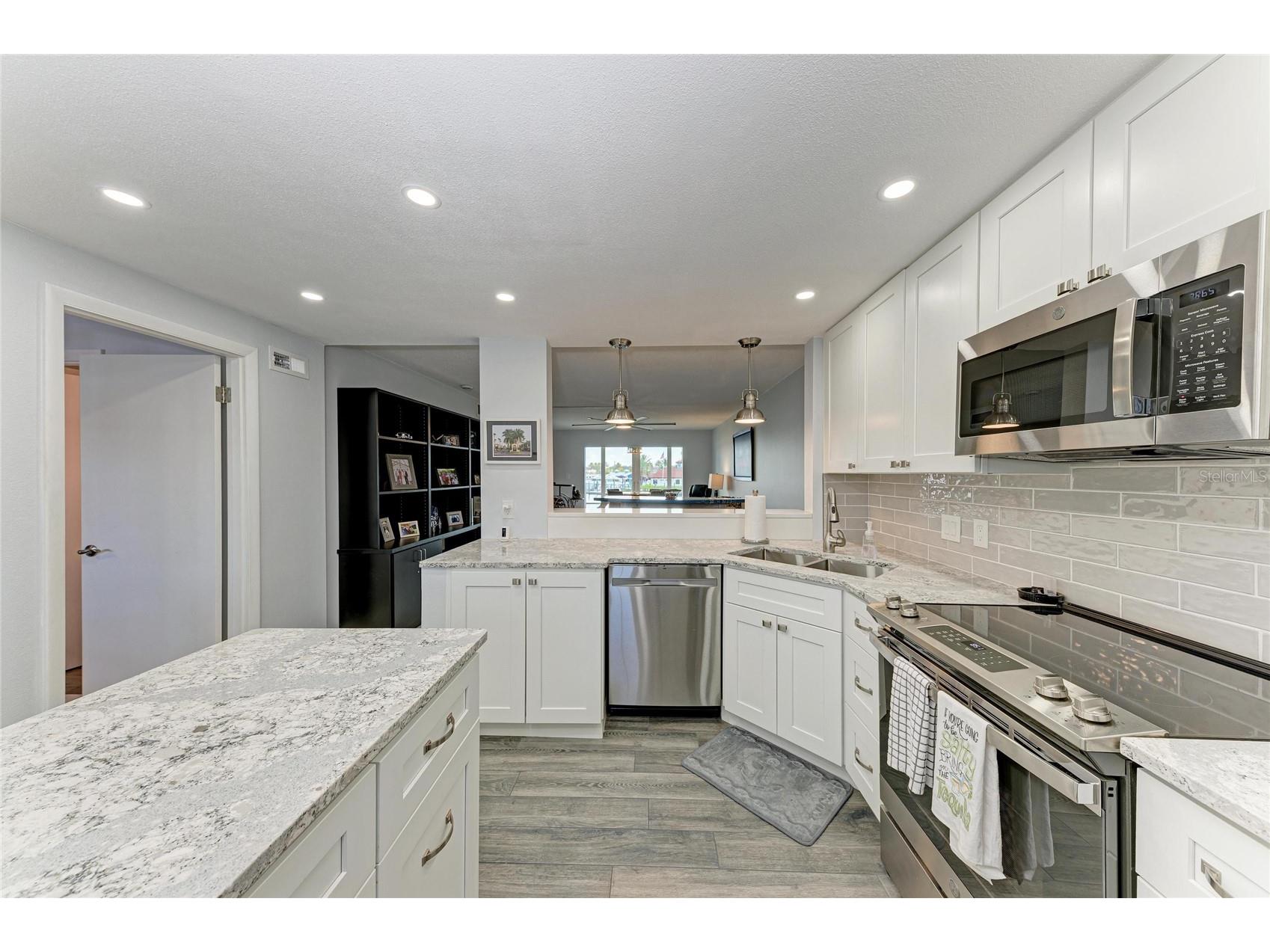 250 Santa Maria Street #219 Venice FL 34285 - INTRACOASTAL WATERWAY N6144861 image13