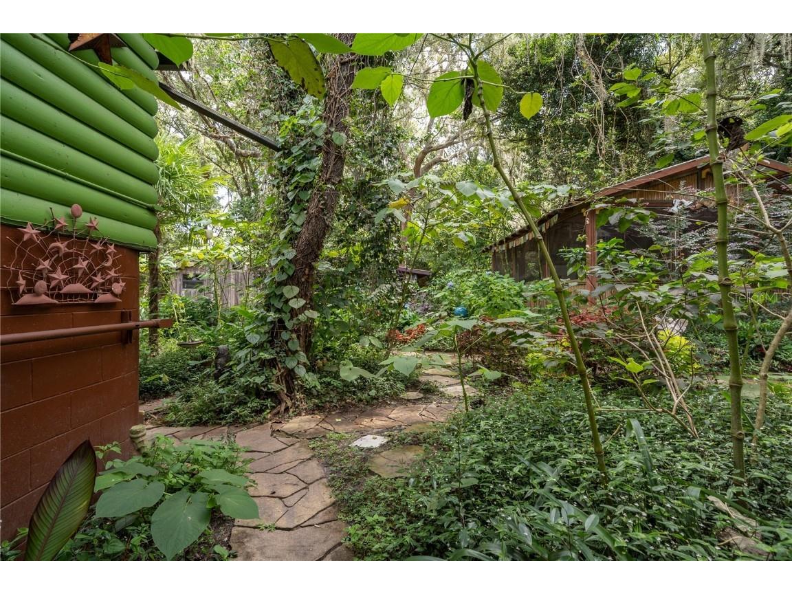 250 W West Lake Drive Hawthorne FL 32640 - WEST LAKE GC523118 image27