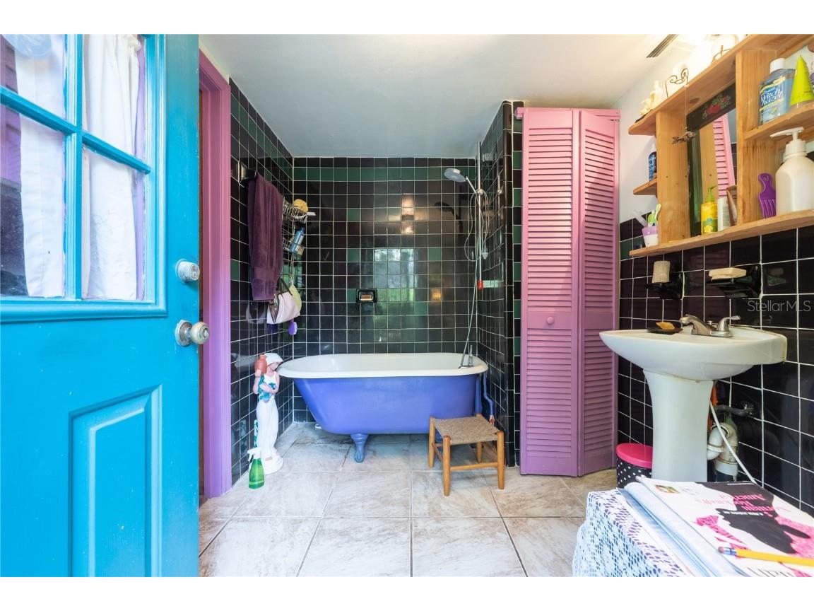 250 W West Lake Drive Hawthorne FL 32640 - WEST LAKE GC523118 image31