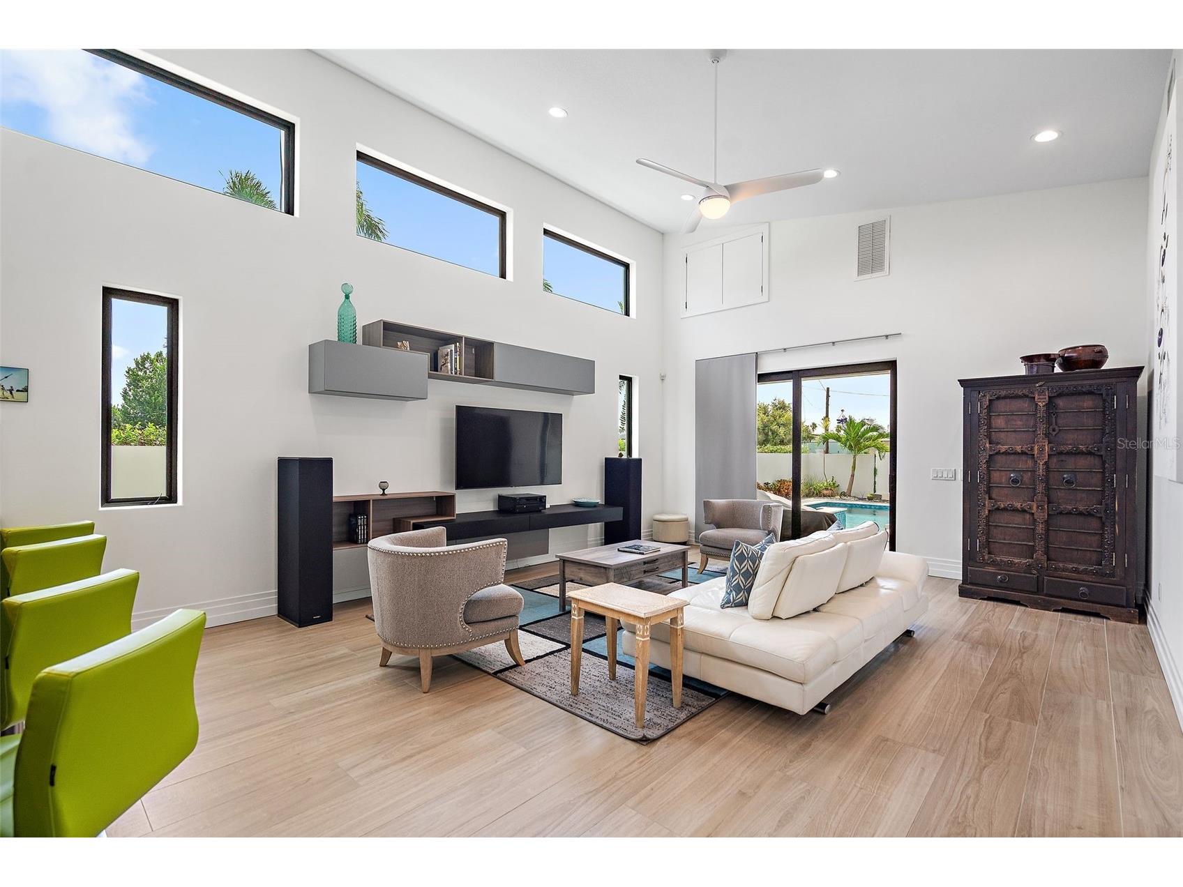 2500 4th Avenue S Saint Petersburg FL 33712 TB8448738 image3