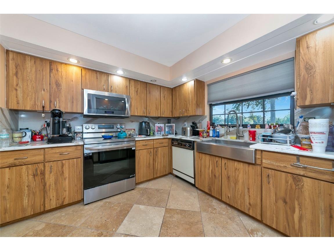 2500 Bern Creek Loop Sarasota FL 34240 A4674623 image14