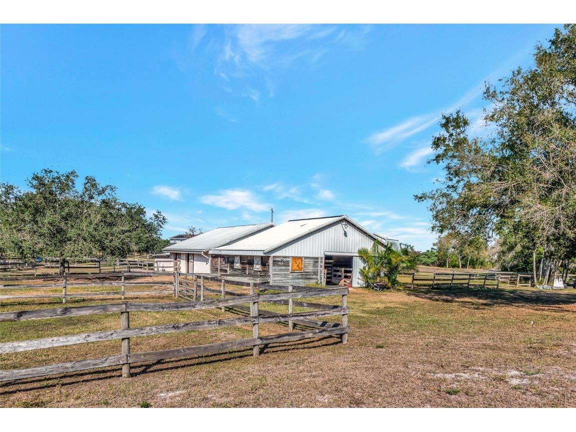 2500 Bern Creek Loop Sarasota FL 34240 A4674623 image44