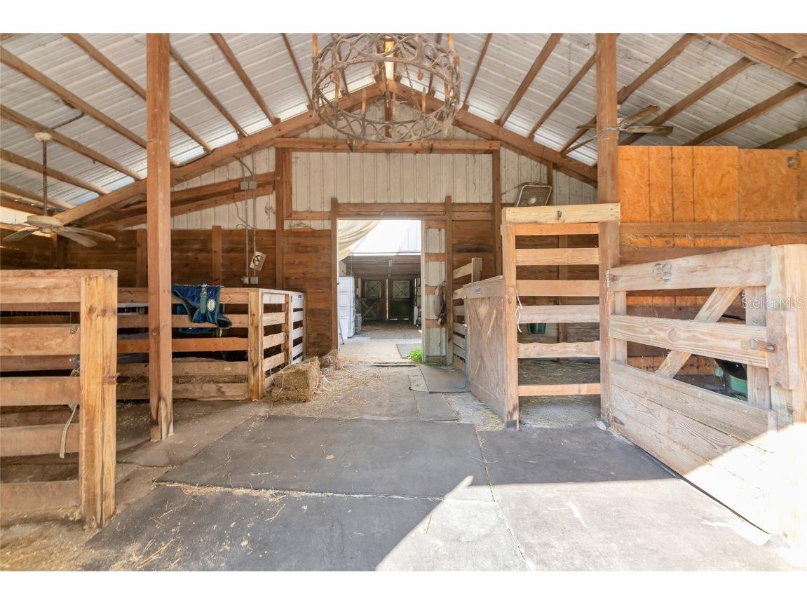 2500 Bern Creek Loop Sarasota FL 34240 A4674623 image45