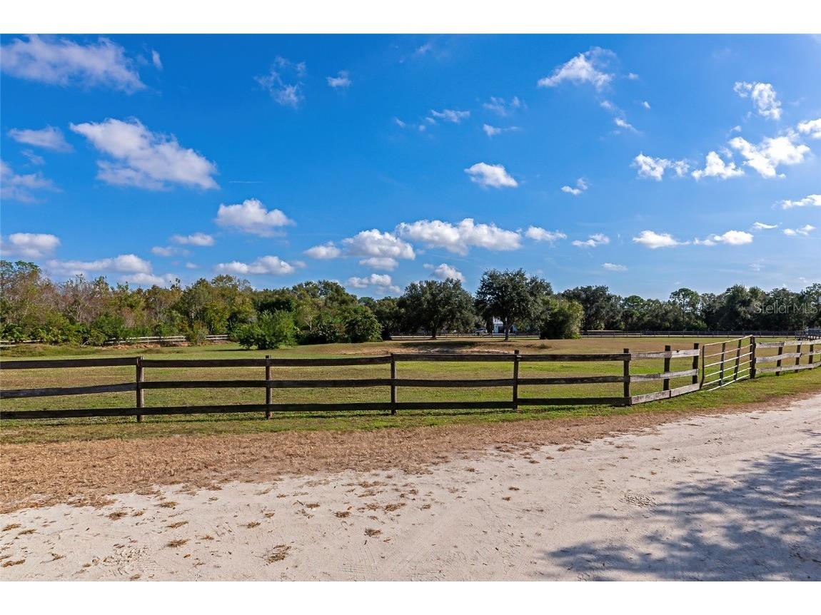 2500 Bern Creek Loop Sarasota FL 34240 A4674623 image54