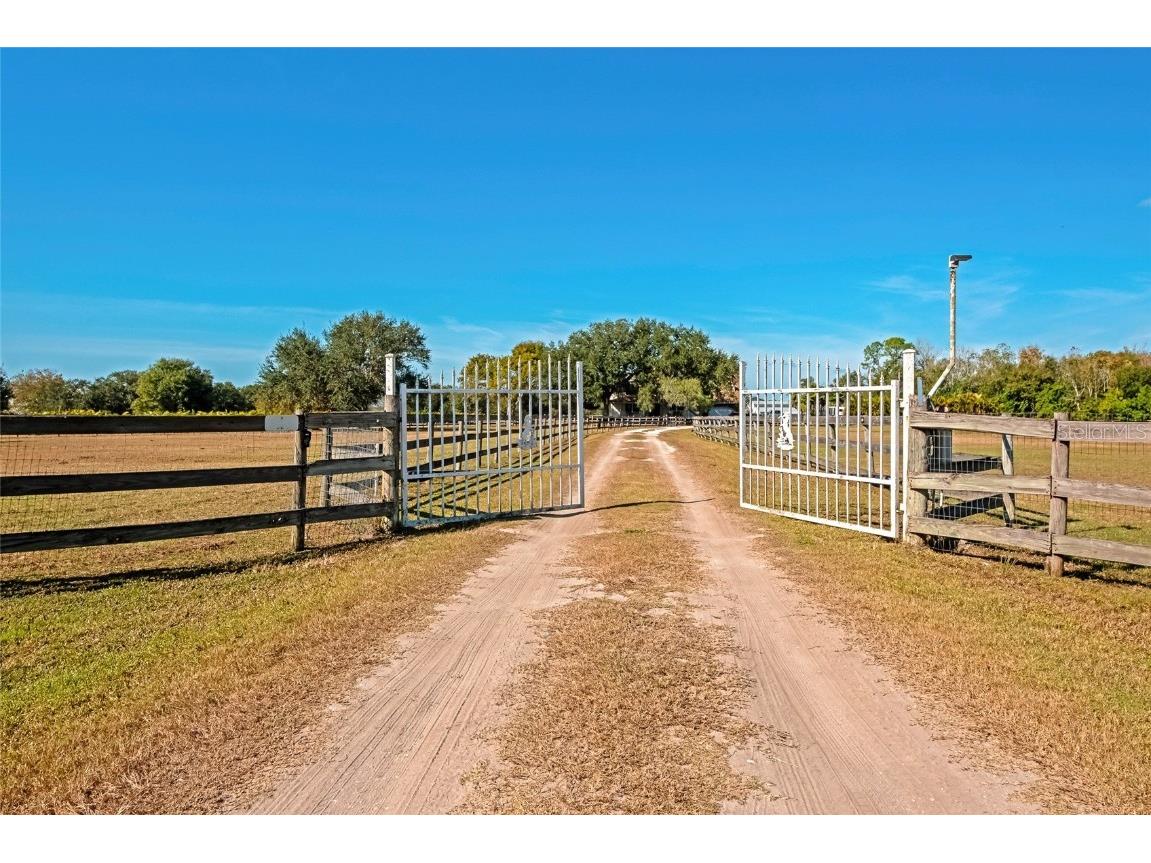 2500 Bern Creek Loop Sarasota FL 34240 A4674623 image56