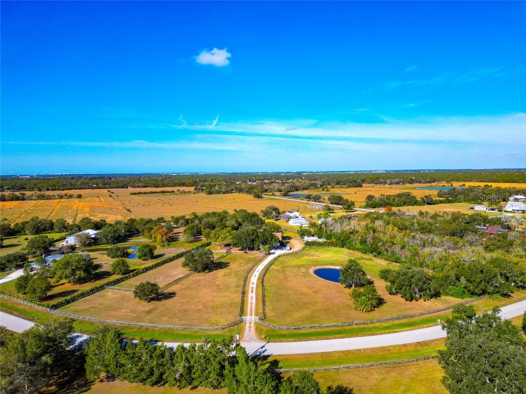 2500 Bern Creek Loop Sarasota FL 34240 A4674623 image69