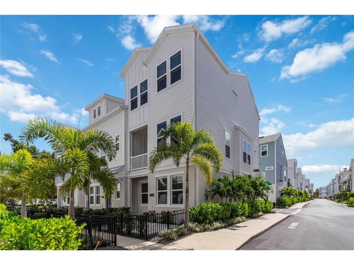 2500 Boone Court Sarasota FL 34237 A4655685 image1