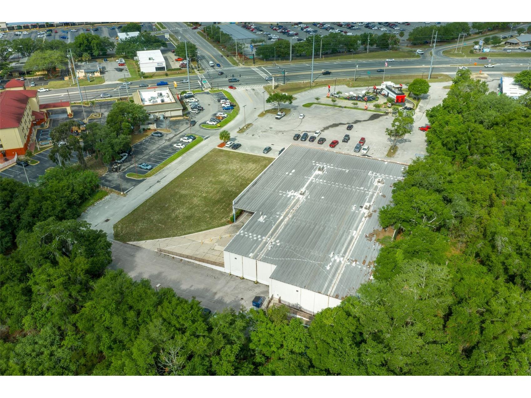 2500 Citrus Boulevard Leesburg FL 34748 OM706023 image10
