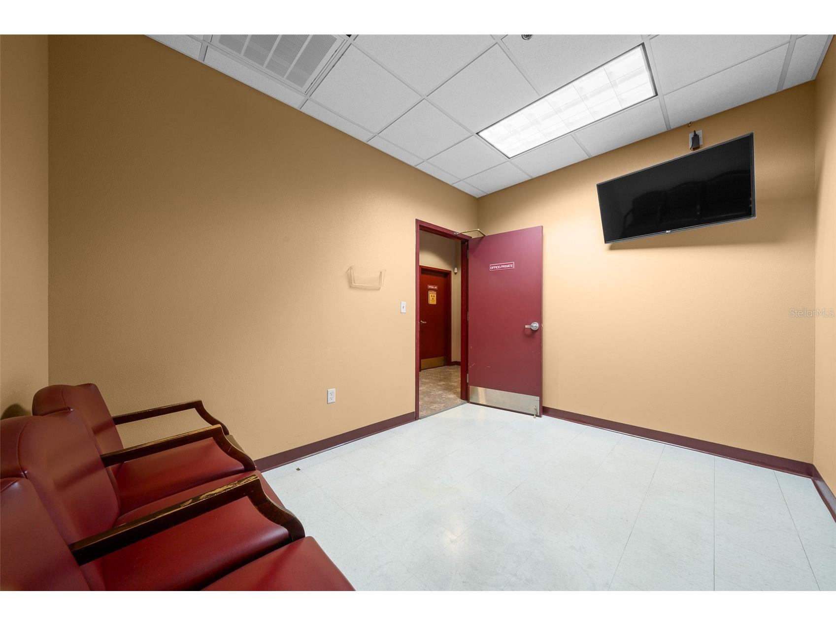 2500 Citrus Boulevard Leesburg FL 34748 OM706023 image42