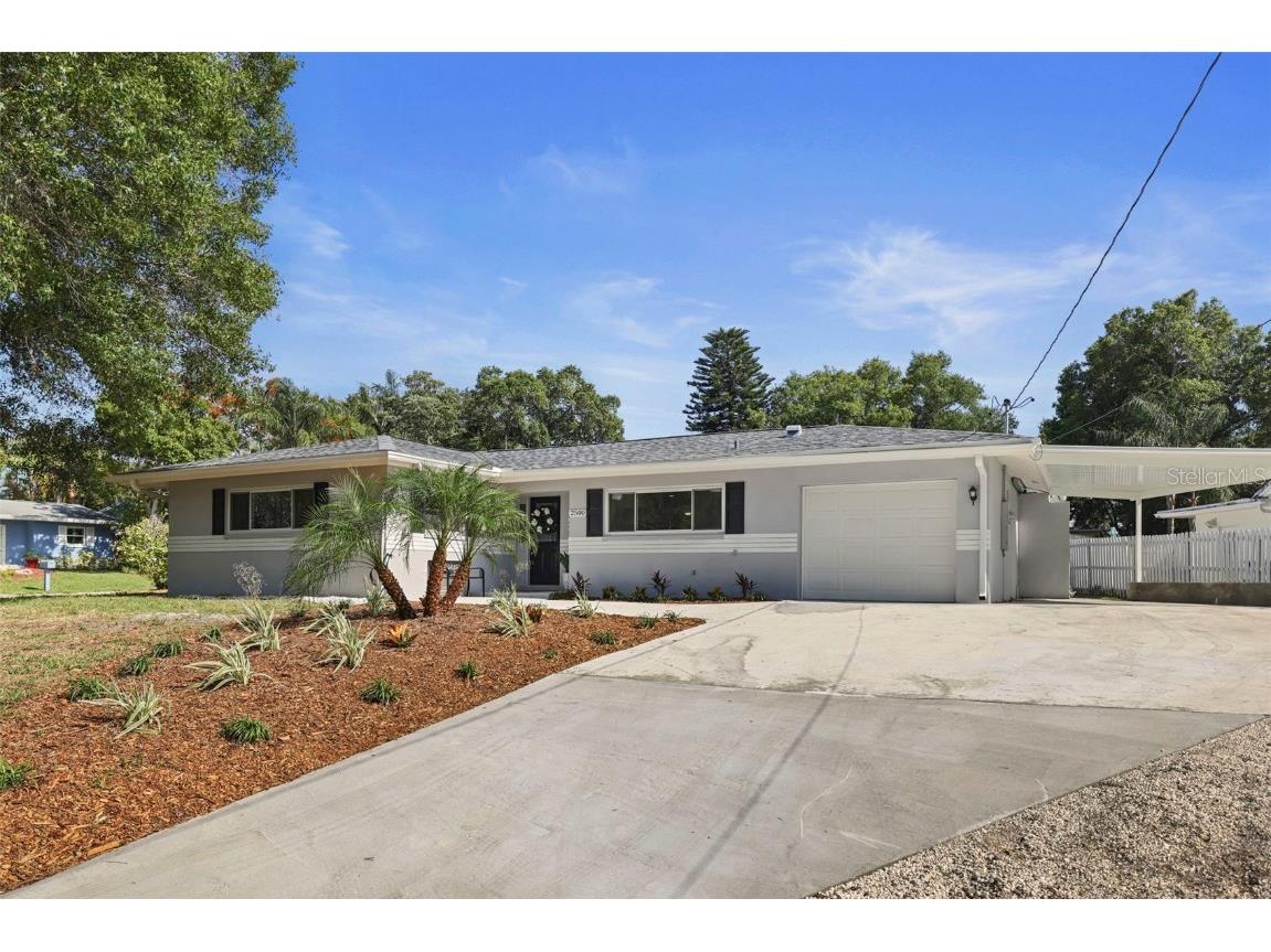 2500 Crescent Drive Largo FL 33770 U8199715 image1