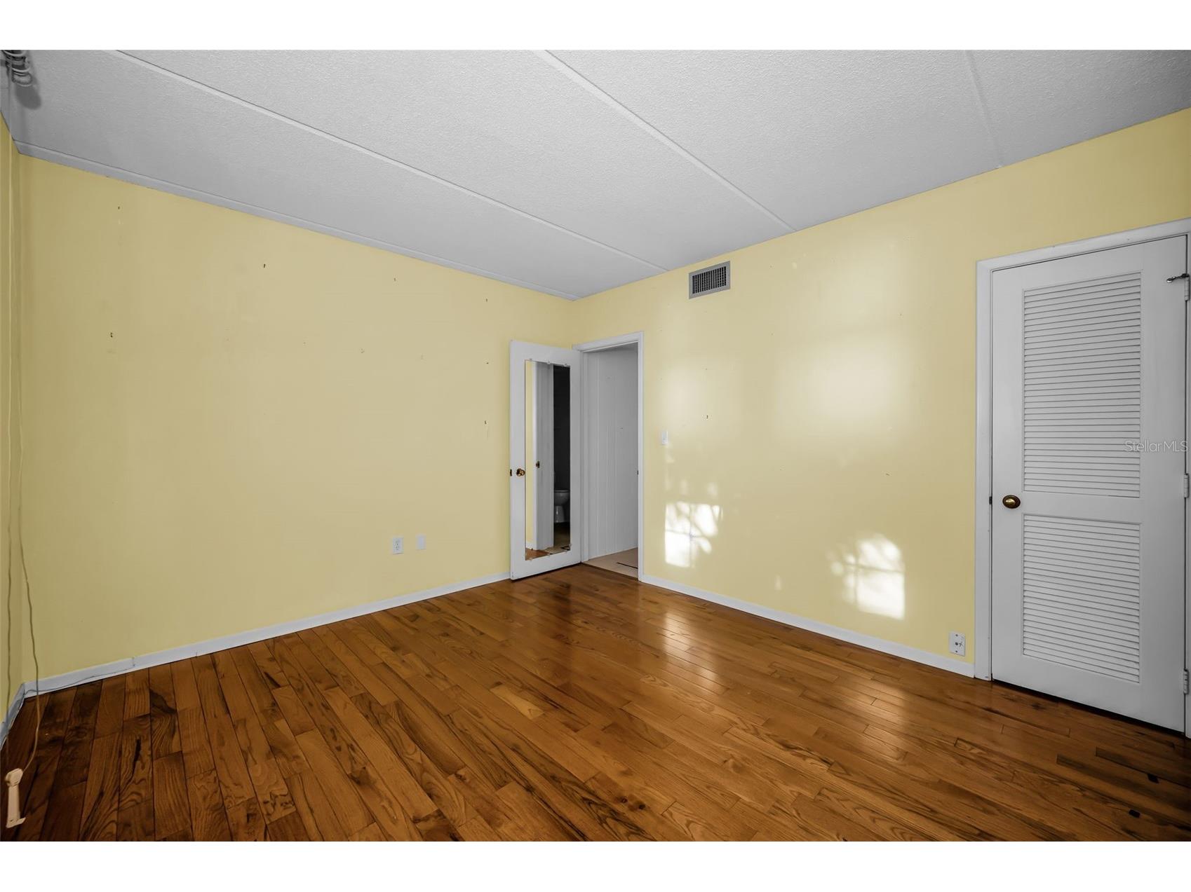 2500 Gulf Boulevard #204B Belleair Beach FL 33786 - GULF OF MEXICO TB8502126 image17