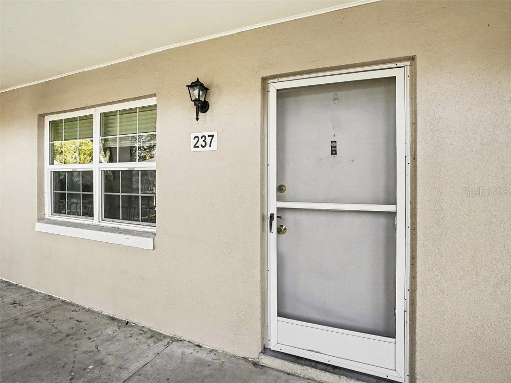 2500 Lee Road #237 Winter Park FL 32789 V4946519 image1