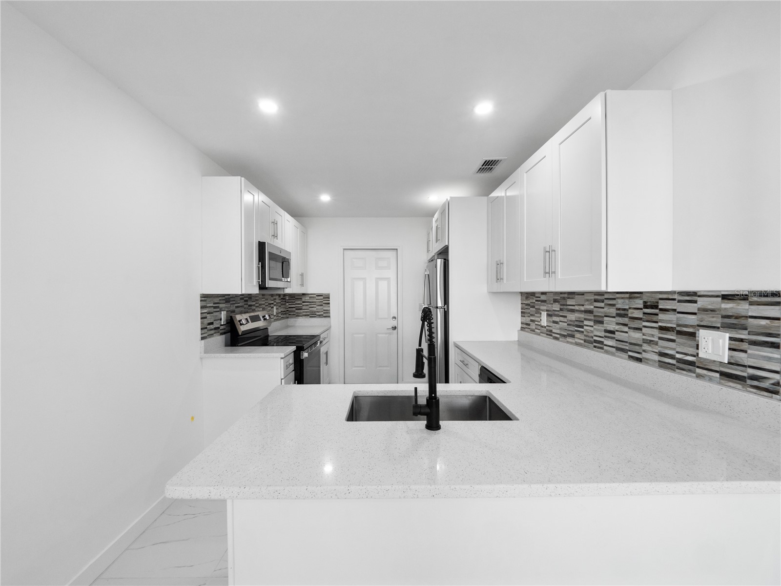 2500 Marlboro Street Orlando FL 32806 O6381175 image24