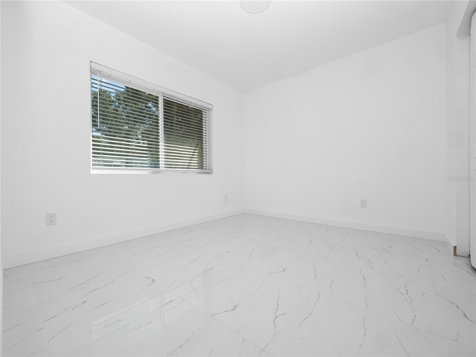 2500 Marlboro Street Orlando FL 32806 O6381175 image68