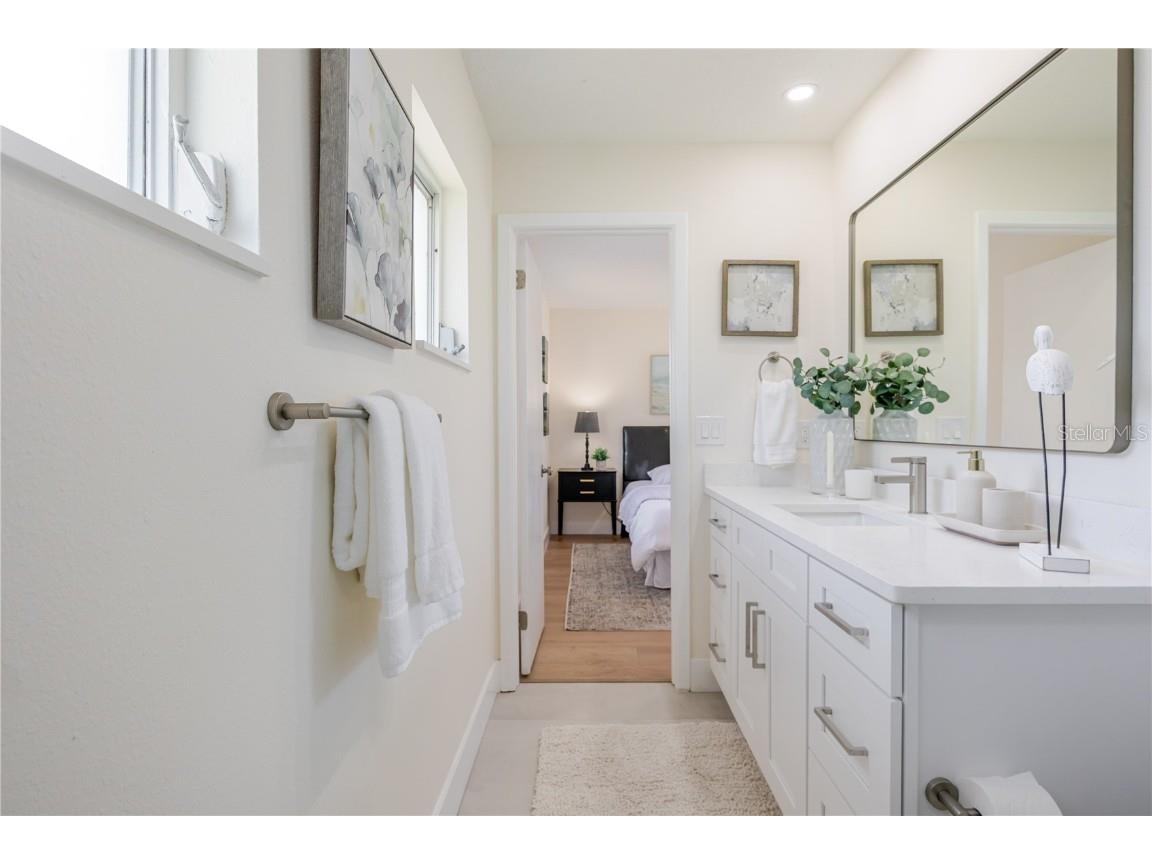 2500 Miranda Way S Saint Petersburg FL 33712 TB8451360 image23