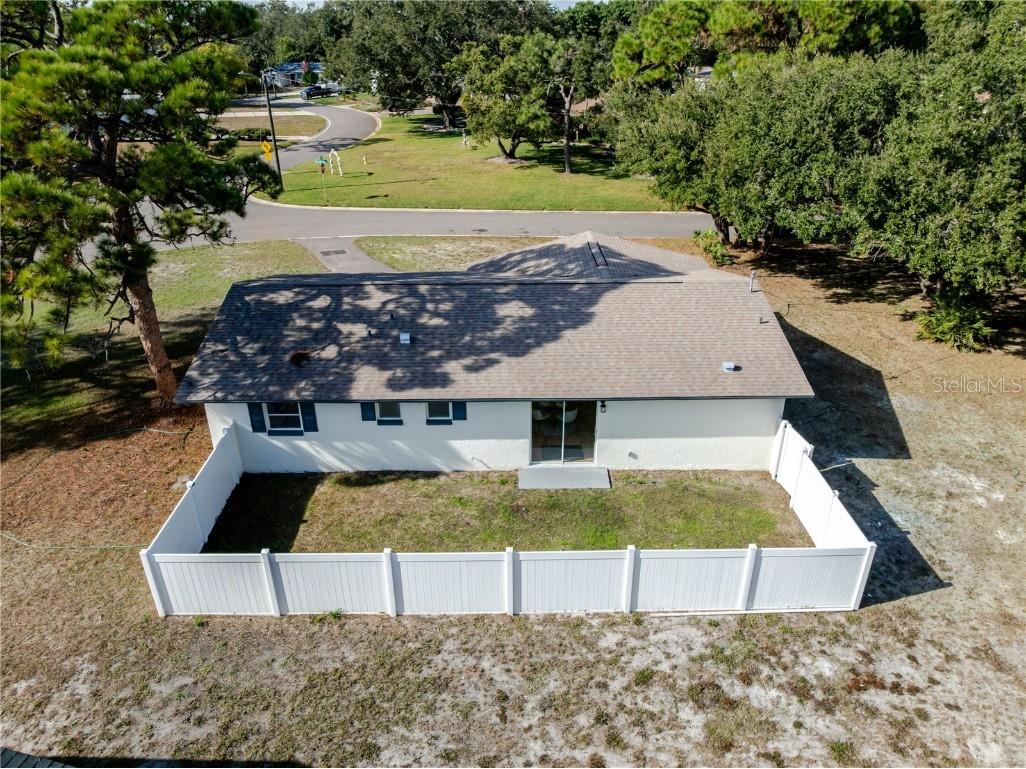 2500 Miranda Way S Saint Petersburg FL 33712 TB8451360 image38