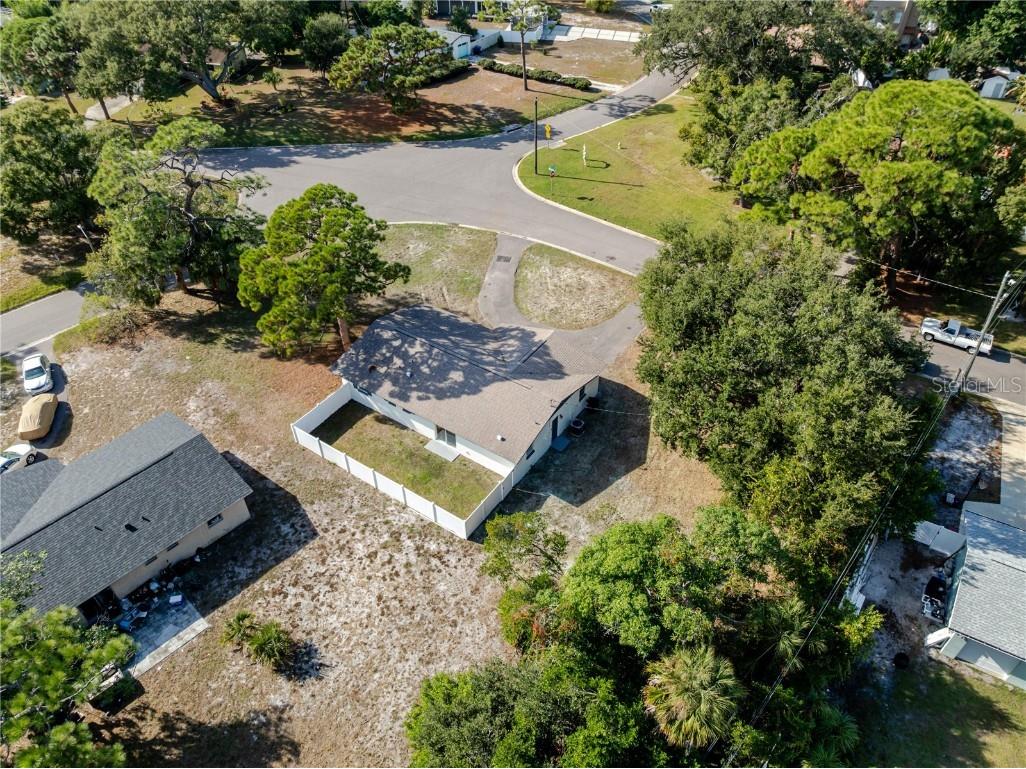 2500 Miranda Way S Saint Petersburg FL 33712 TB8451360 image39