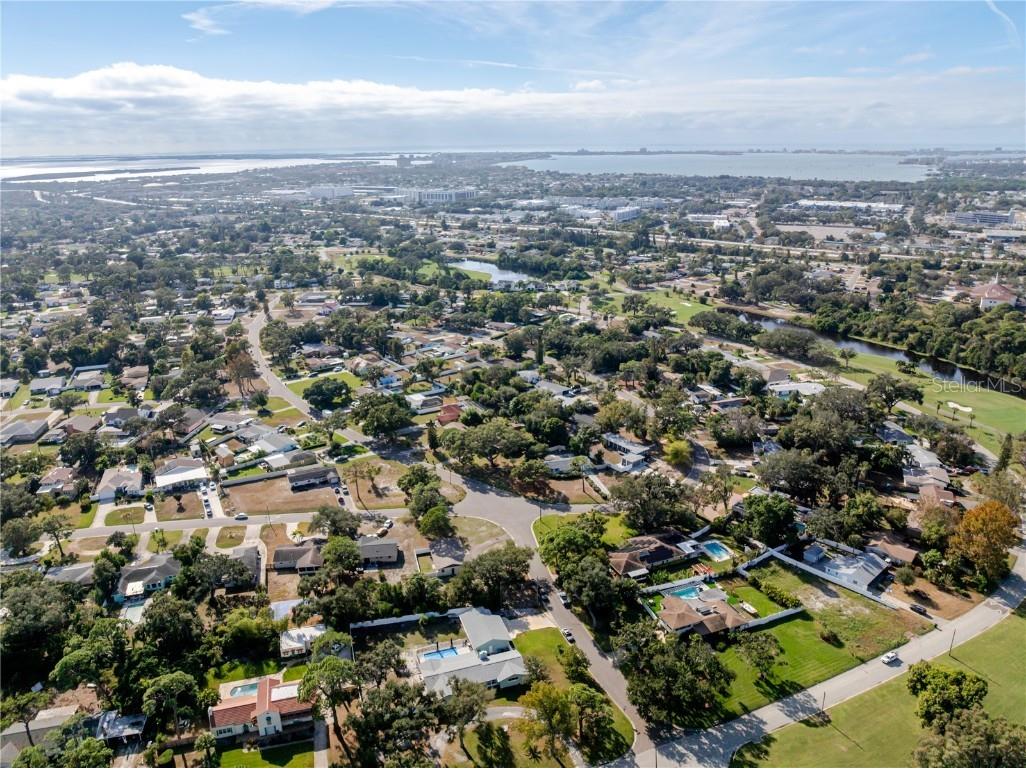 2500 Miranda Way S Saint Petersburg FL 33712 TB8451360 image45