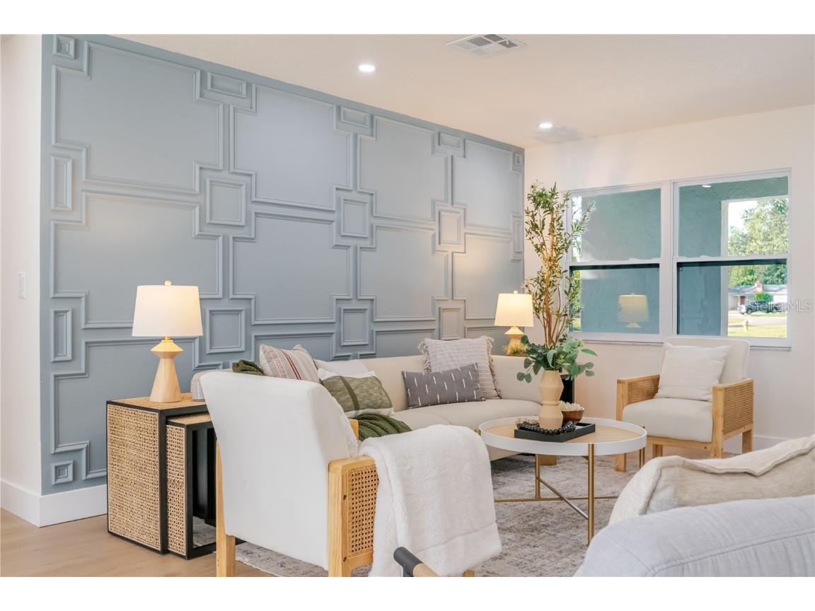 2500 Miranda Way S Saint Petersburg FL 33712 TB8451360 image8