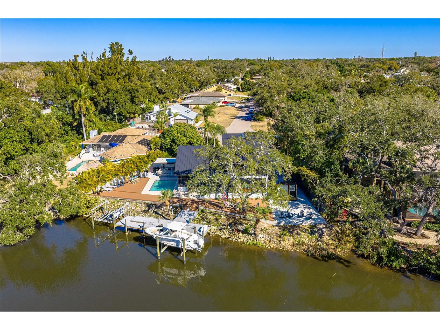 2500 Monterey Street Sarasota FL 34231 - PHILLIPPI CREEK A4699306 image90