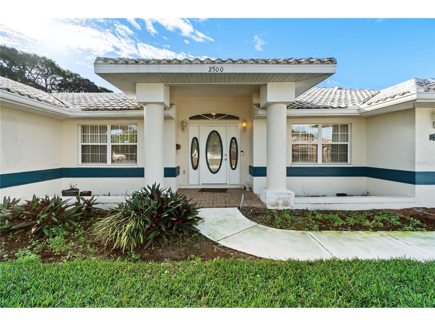 2500 S 62nd Avenue Saint Petersburg FL 33712 TB8466810 image1