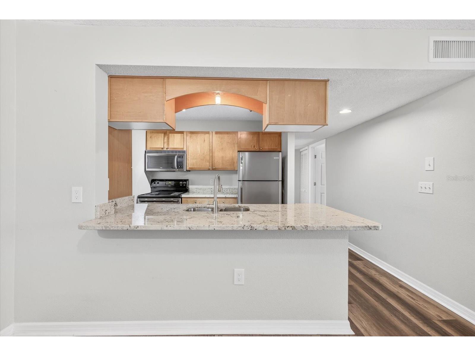2500 Winding Creek Boulevard N #B201 Clearwater FL 33761 TB8482077 image4