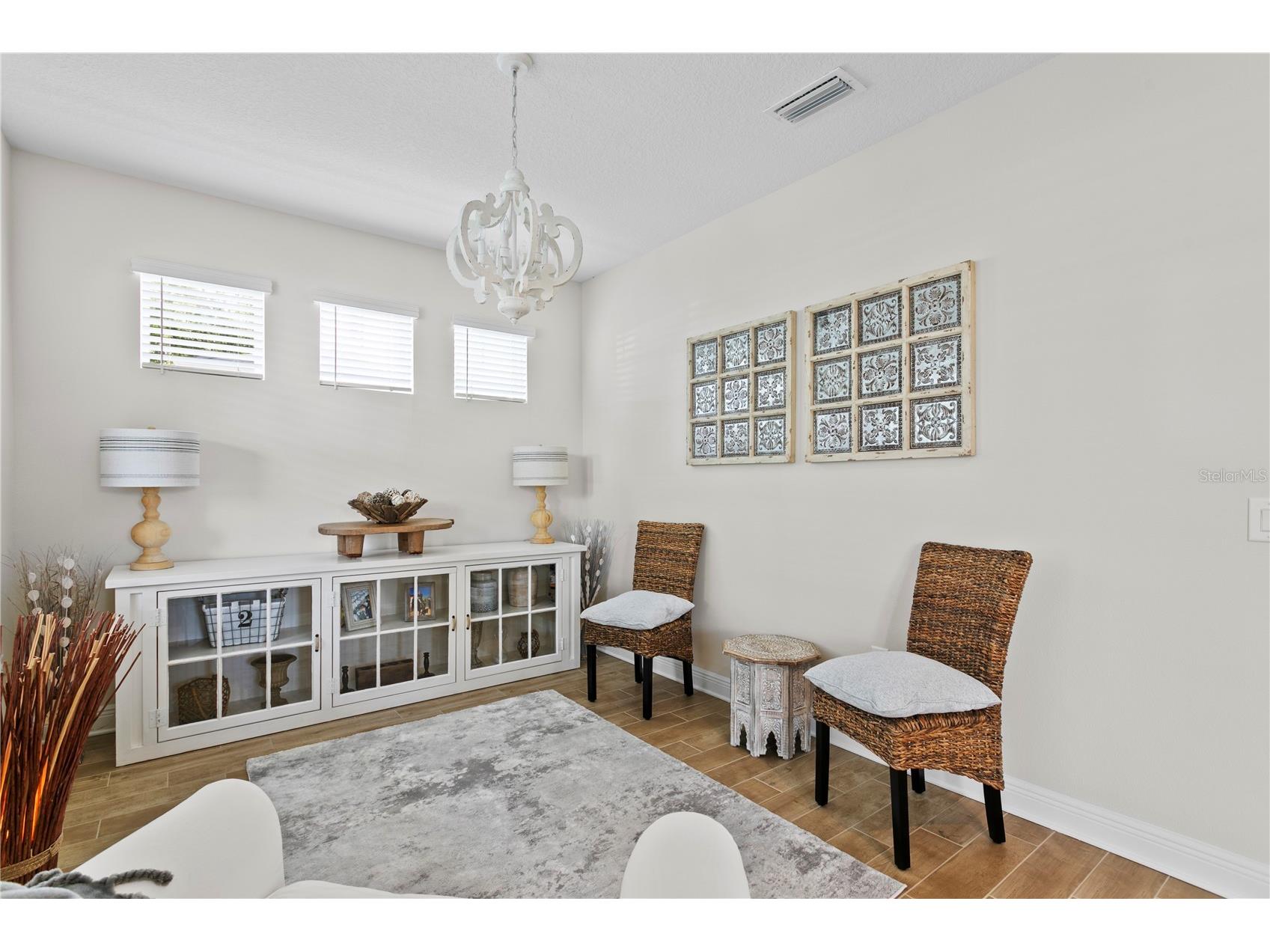 2501 17th Street N Saint Petersburg FL 33713 TB8514559 image12