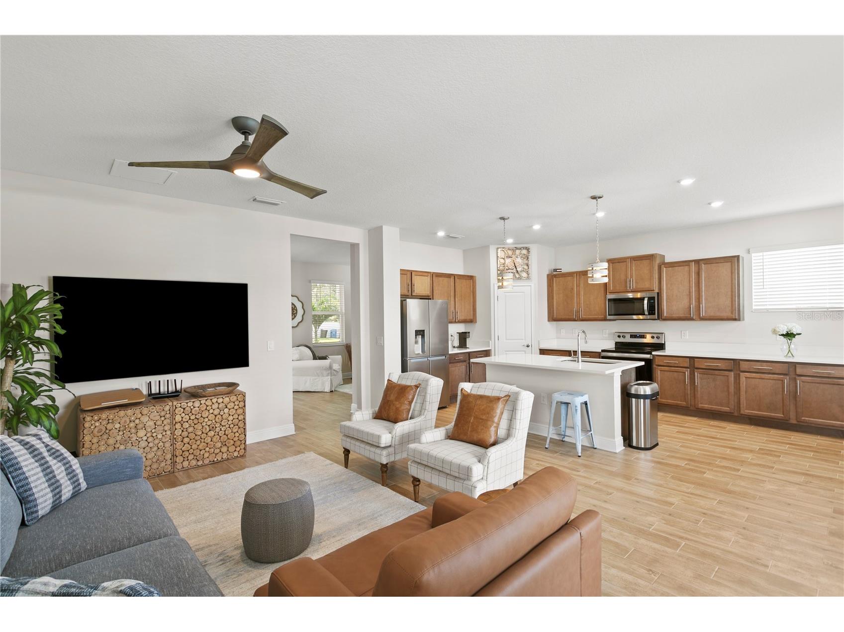 2501 17th Street N Saint Petersburg FL 33713 TB8514559 image23