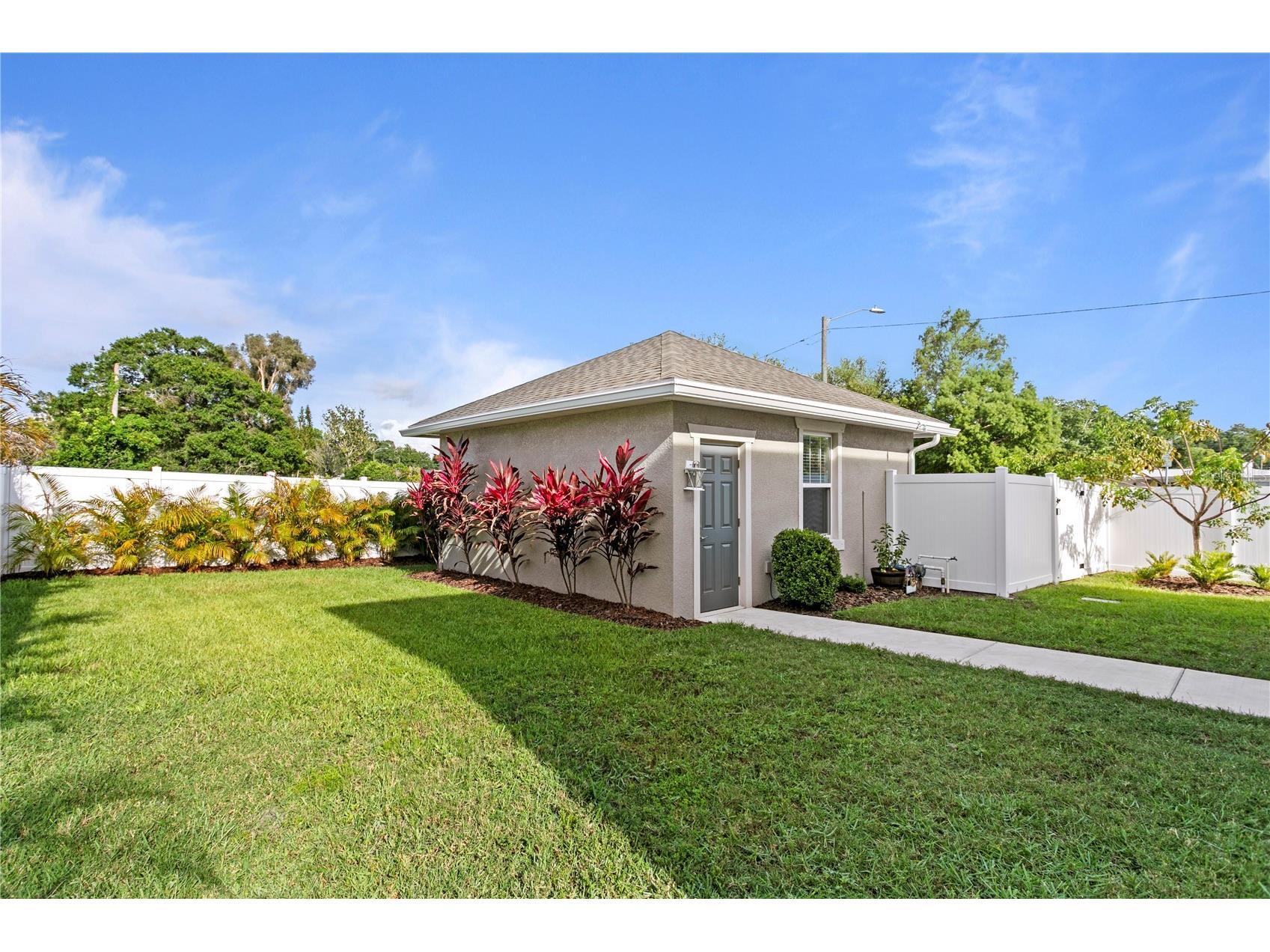 2501 17th Street N Saint Petersburg FL 33713 TB8514559 image54