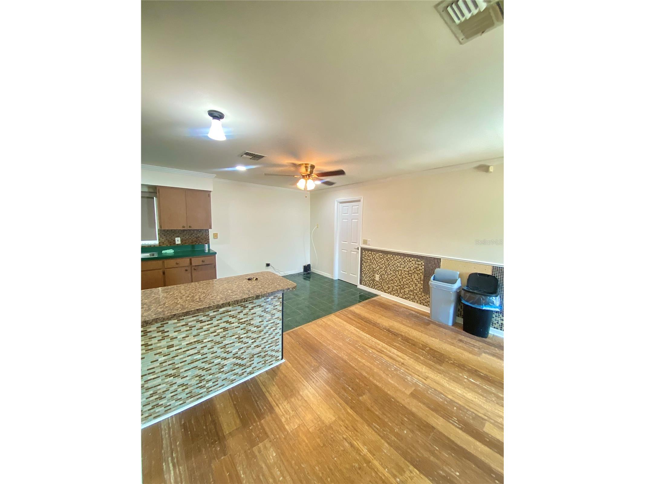 2501 18th Avenue S Saint Petersburg FL 33712 TB8506564 image6