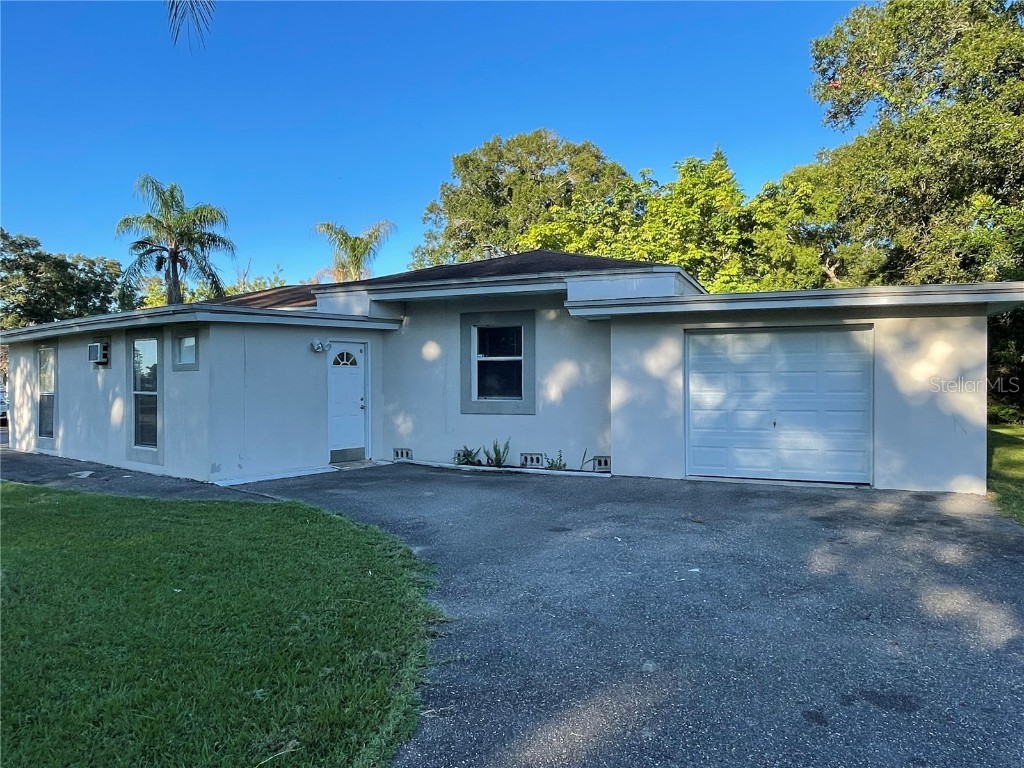 2501 47th Avenue N Saint Petersburg FL 33714 U8233497 image1