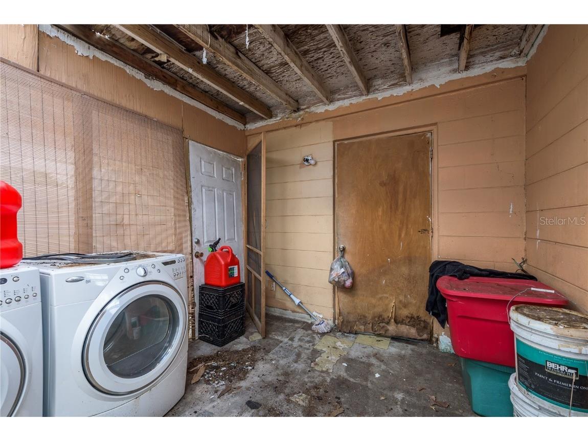 2501 Auburn Street S Saint Petersburg FL 33712 TB8447419 image17