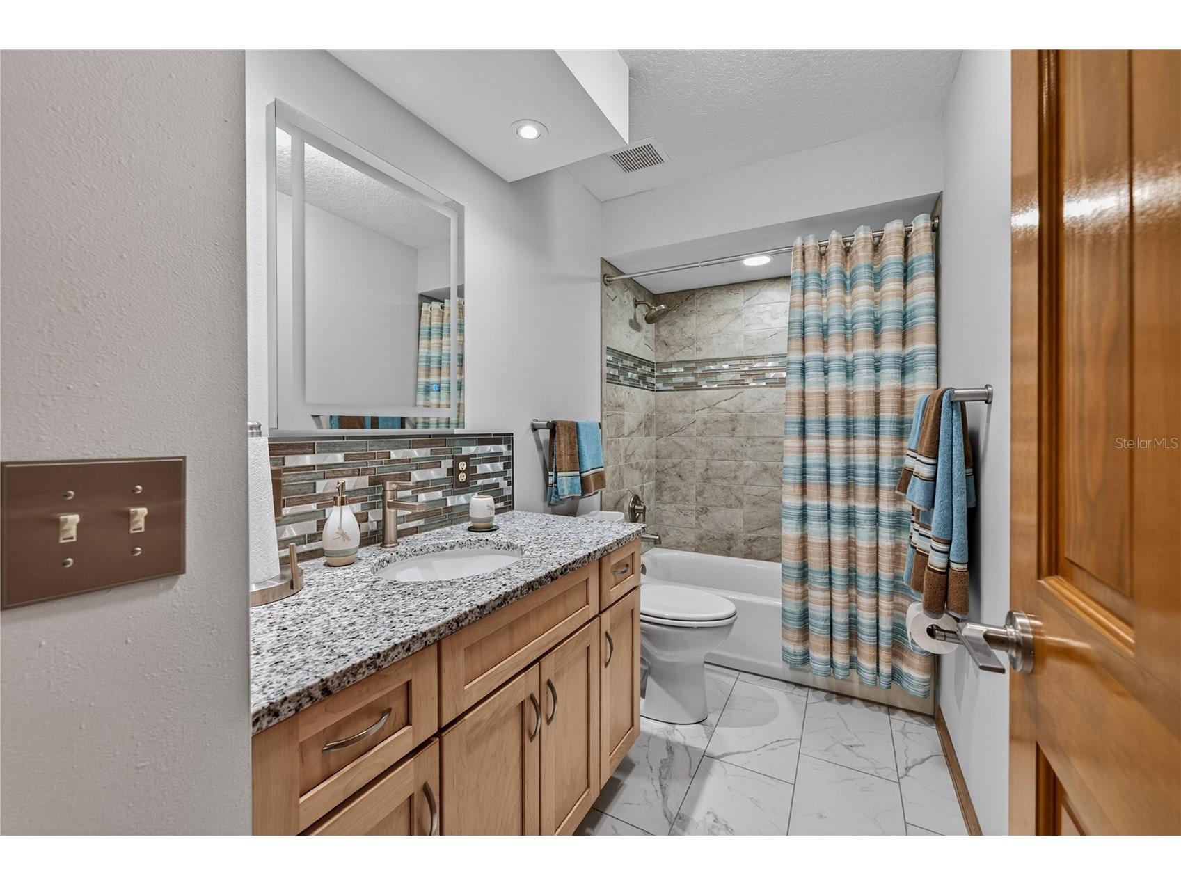 2501 Barry Drive Deltona FL 32725 O6415526 image17