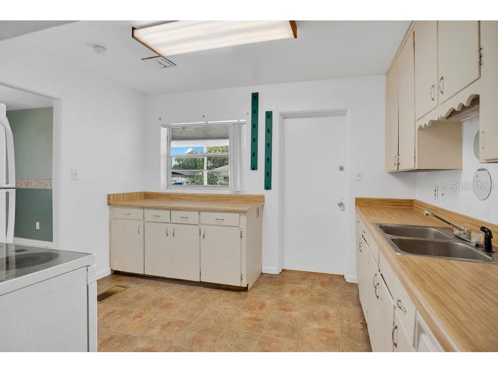 2501 Bethaway Avenue Orlando FL 32806 - LAKE WADE O6395874 image11
