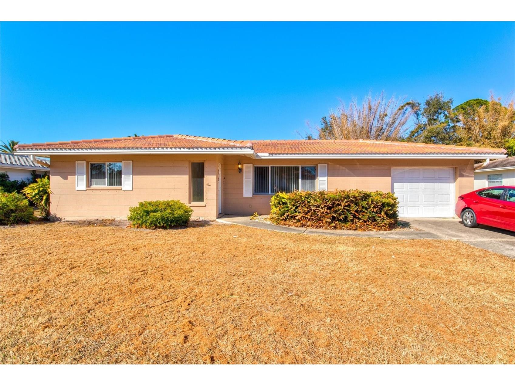 2501 Cass Street Sarasota FL 34231 A4682285 image1