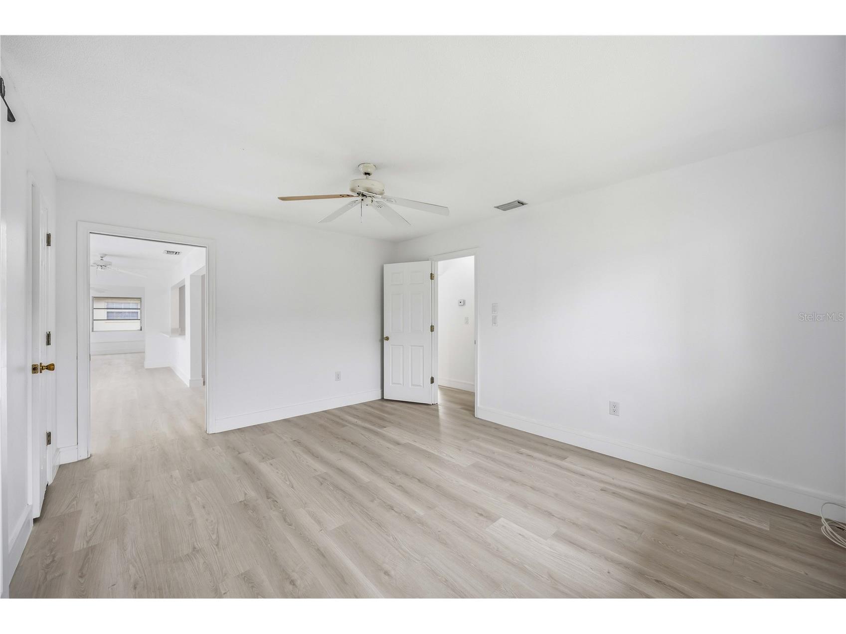 2501 Cass Street Sarasota FL 34231 A4689368 image37