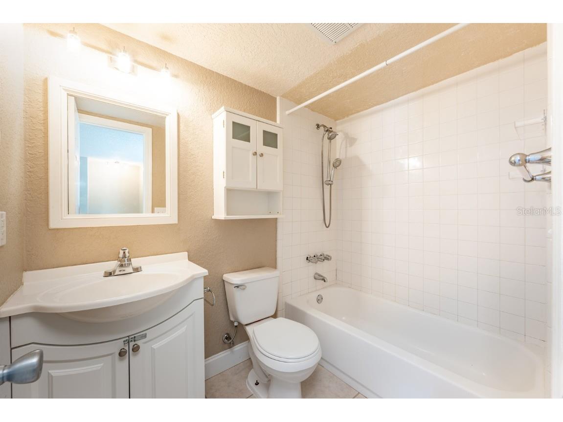 2501 E Central Boulevard #9 Orlando FL 32803 O6298728 image14