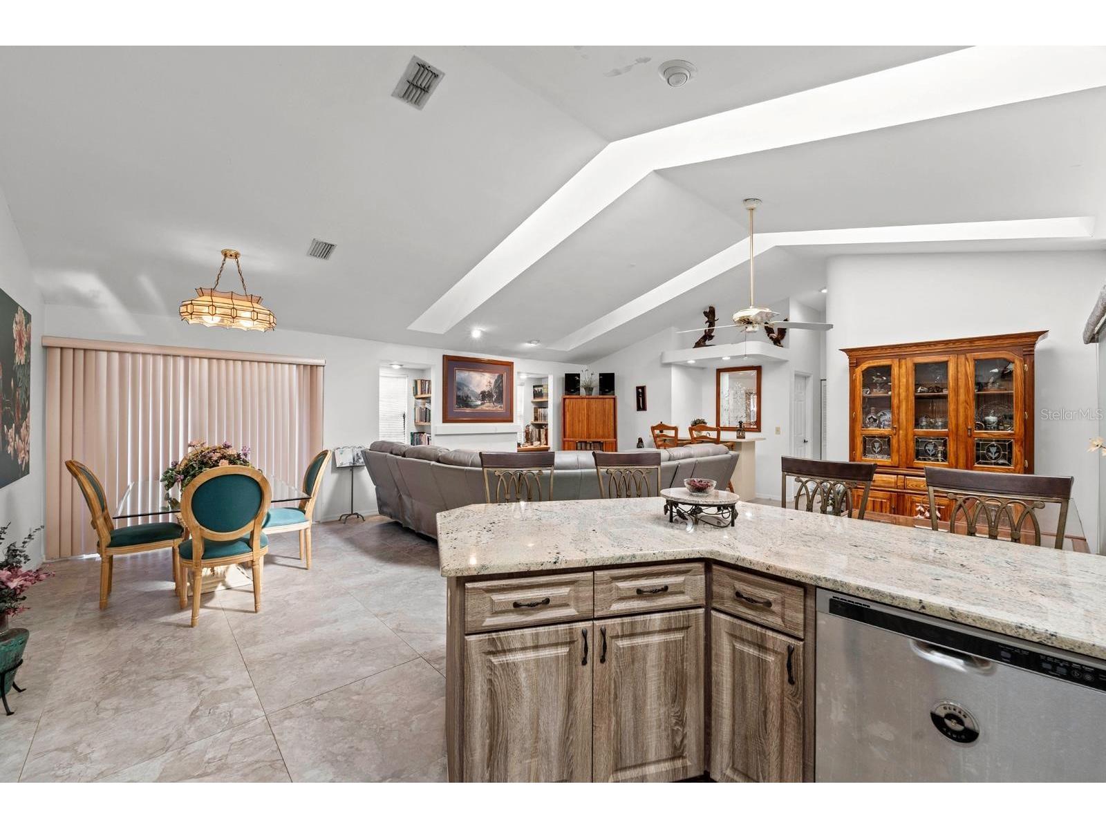 2501 E Diana Street Tampa FL 33610 TB8469754 image5