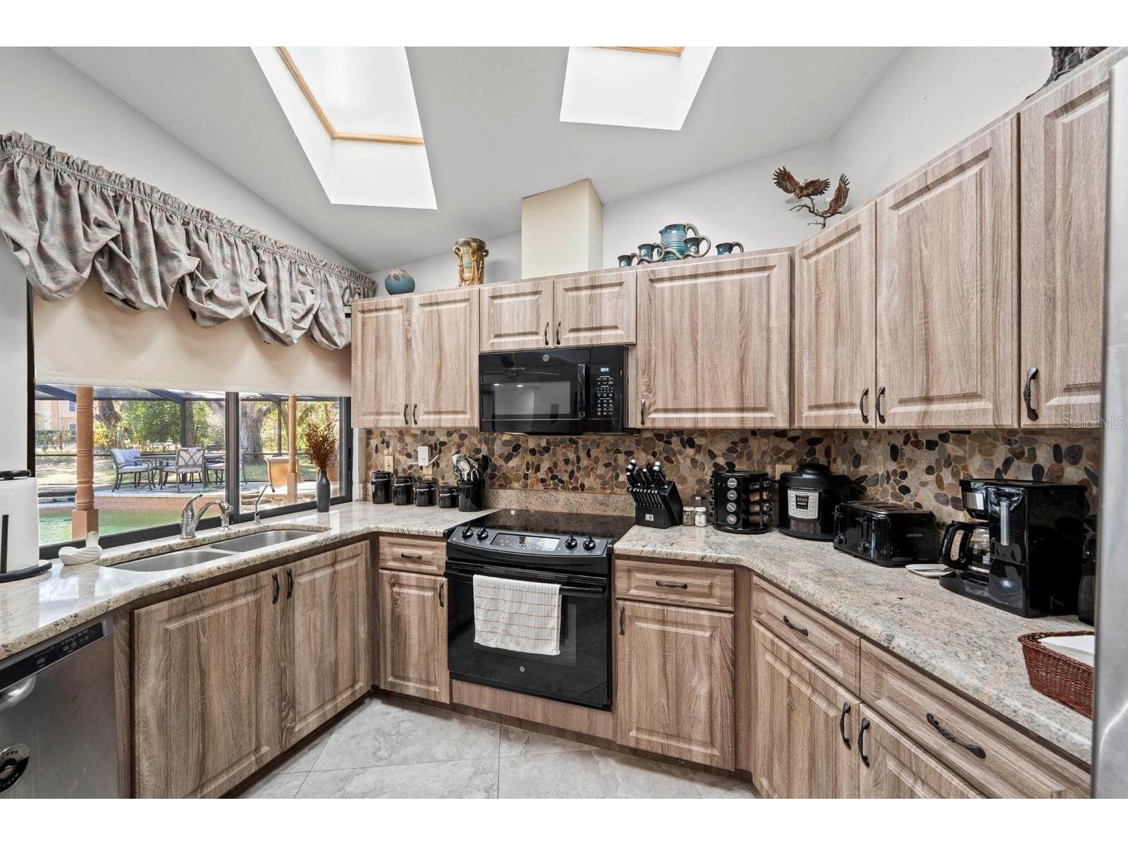 2501 E Diana Street Tampa FL 33610 TB8469754 image9