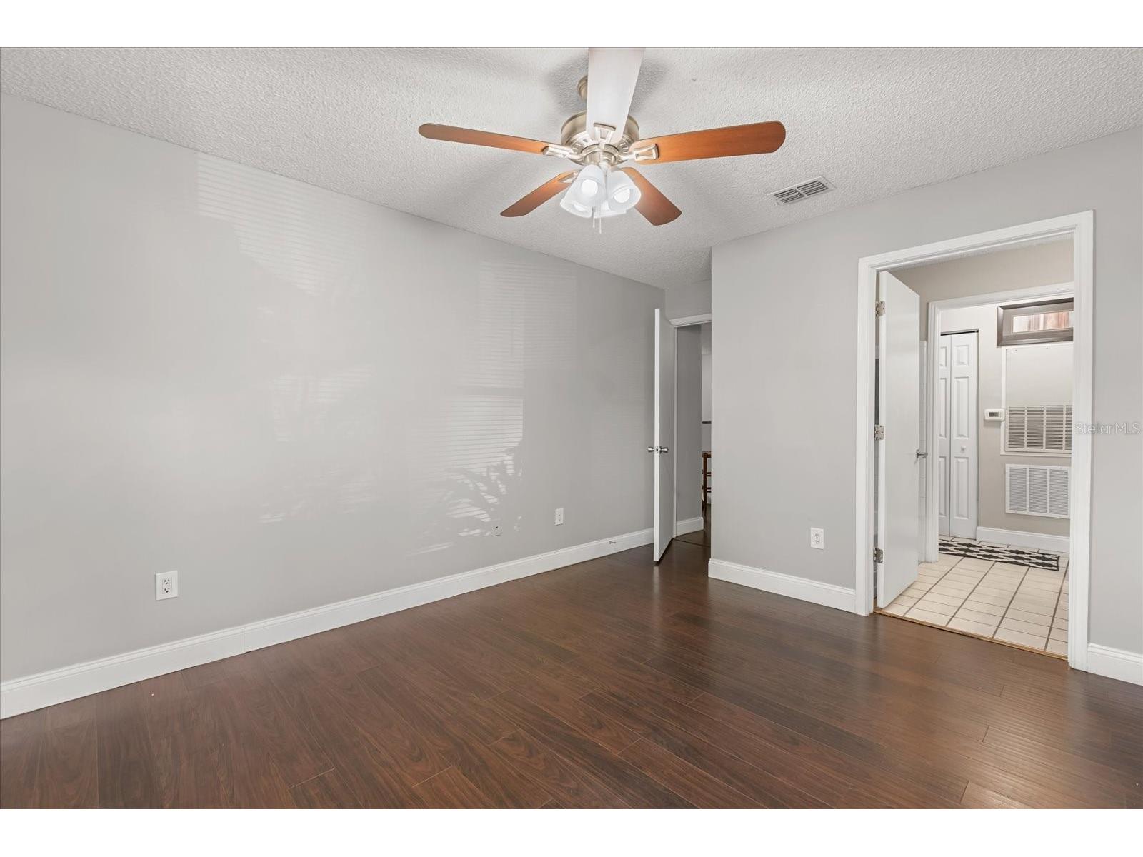 2501 Grassy Point Drive #103 Lake Mary FL 32746 - Greenwood Lake O6396099 image22