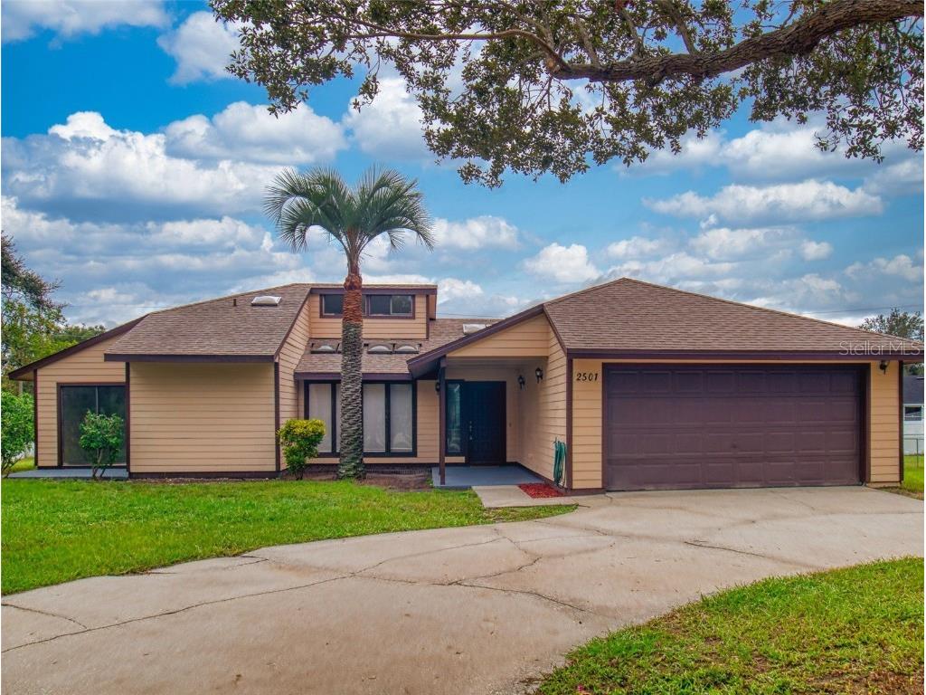 2501 Greenbrier Street Deltona FL 32738 V4945206 image1